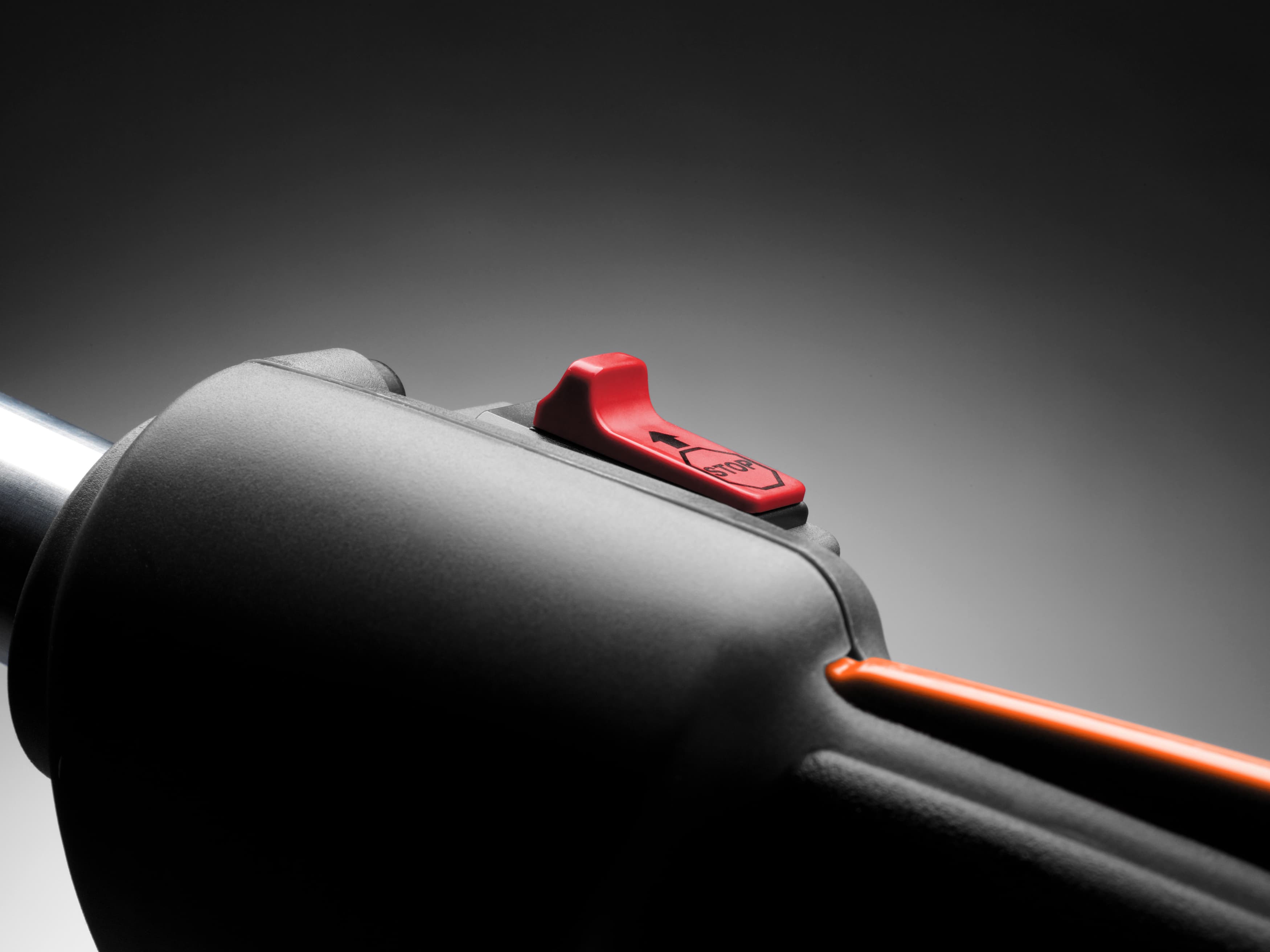 When the stop switch has been used, it is automatically reset to ON to facilitate the next start. image